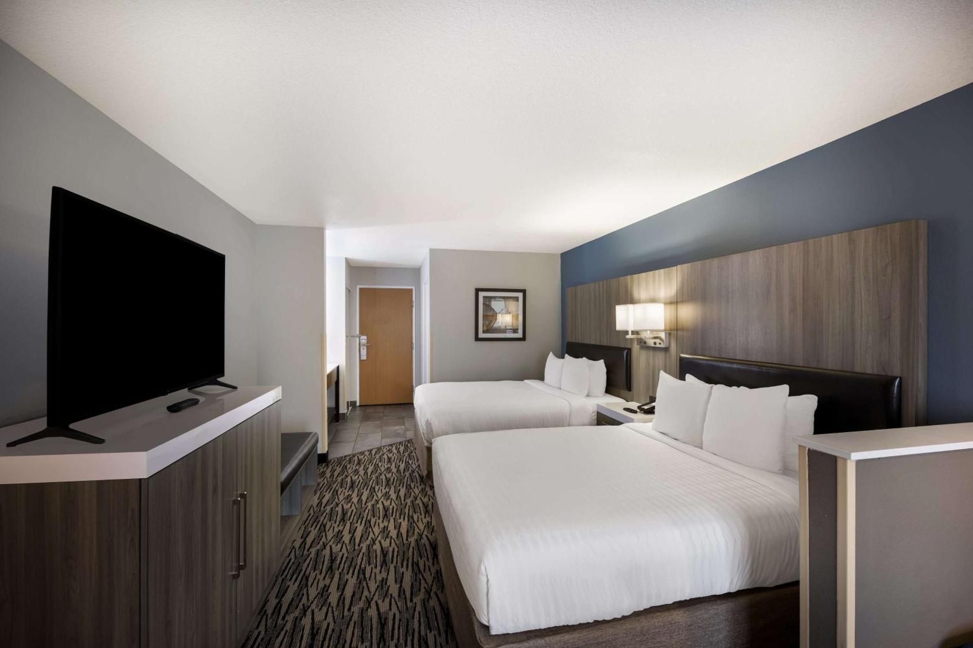 Best Western Plus Mountain View Auburn Inn מראה חיצוני תמונה